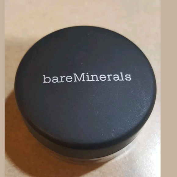 bareMinerals Eyeshadow in Phoebe - Picture 3 of 4